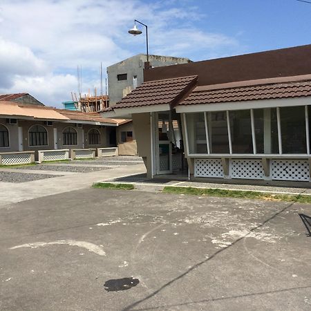 Night & Day Inn Legazpi Exterior photo